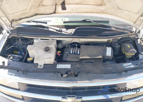 2001 Chevrolet Express из США, поврежденный, VIN 1GCHG39R211228515